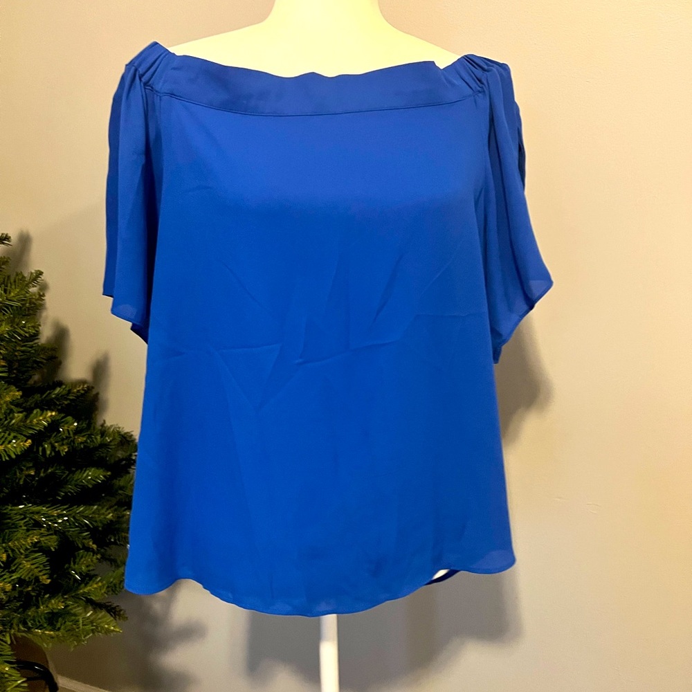 Q&A Off Shoulder Top